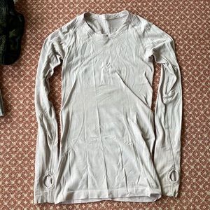 Lululemon long sleeve (light pink)